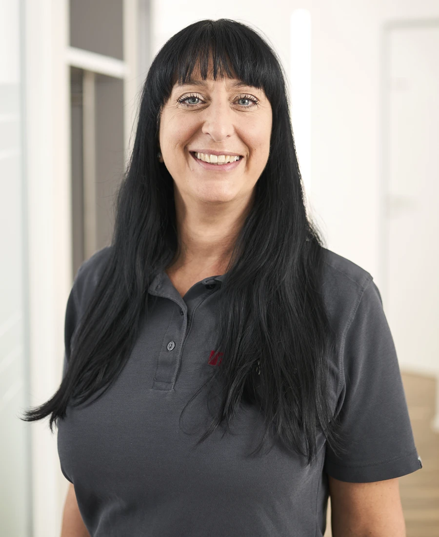 Claudia Bischoff, Zahnmedizinische Fachangestellte 
Verwaltung – Rezeption