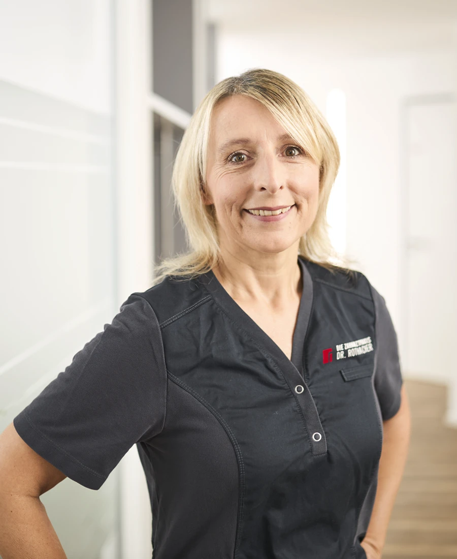Erika Kekeisen, Zahnmedizinische Fachangestellte 
Verwaltung – Rezeption