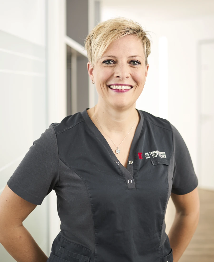 Simone Hofele, Zahnmedizinische Fachangestellte 
Verwaltung – Prophylaxe